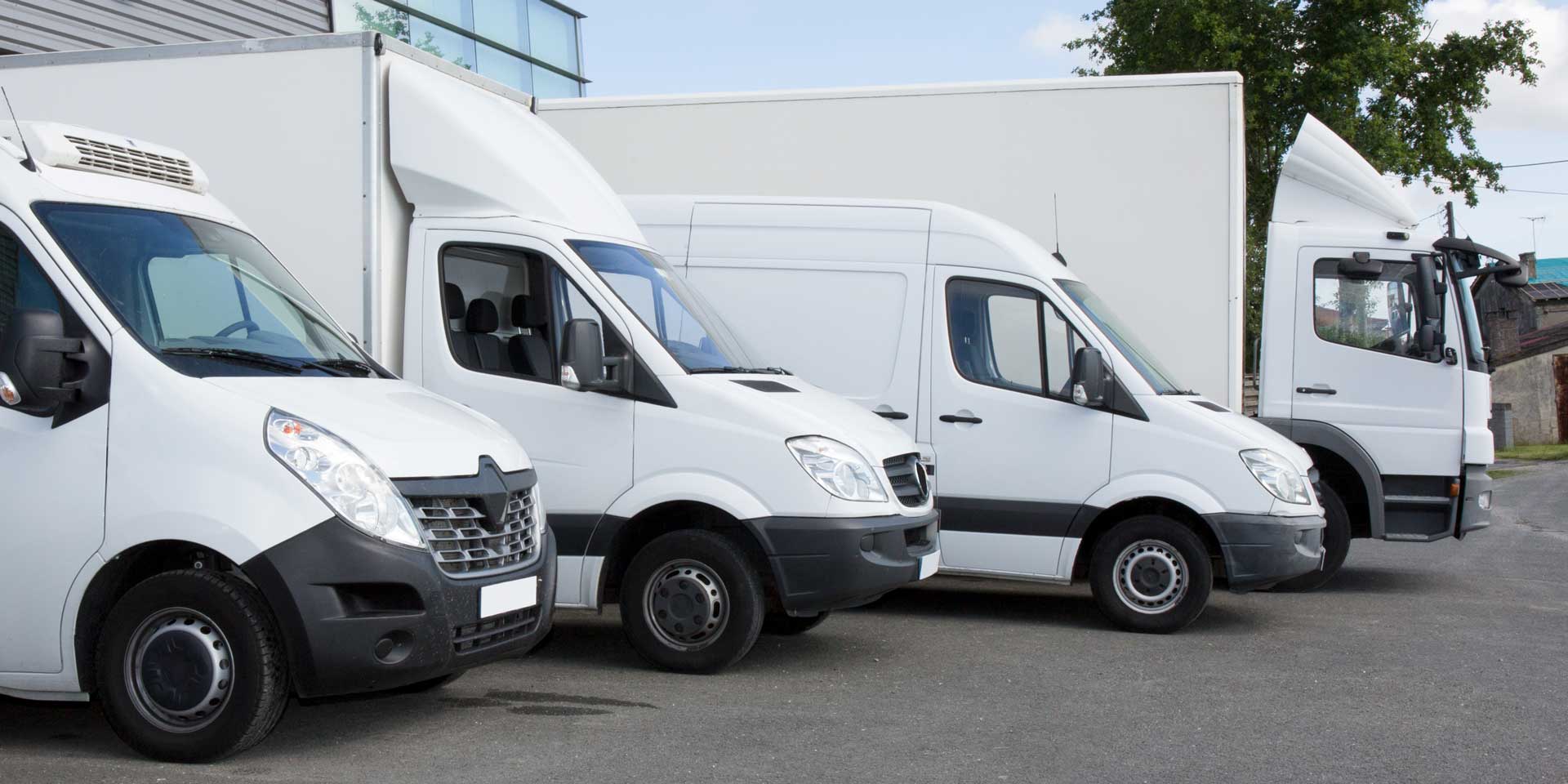 Searching for Commercial Fleet Truck Rental?